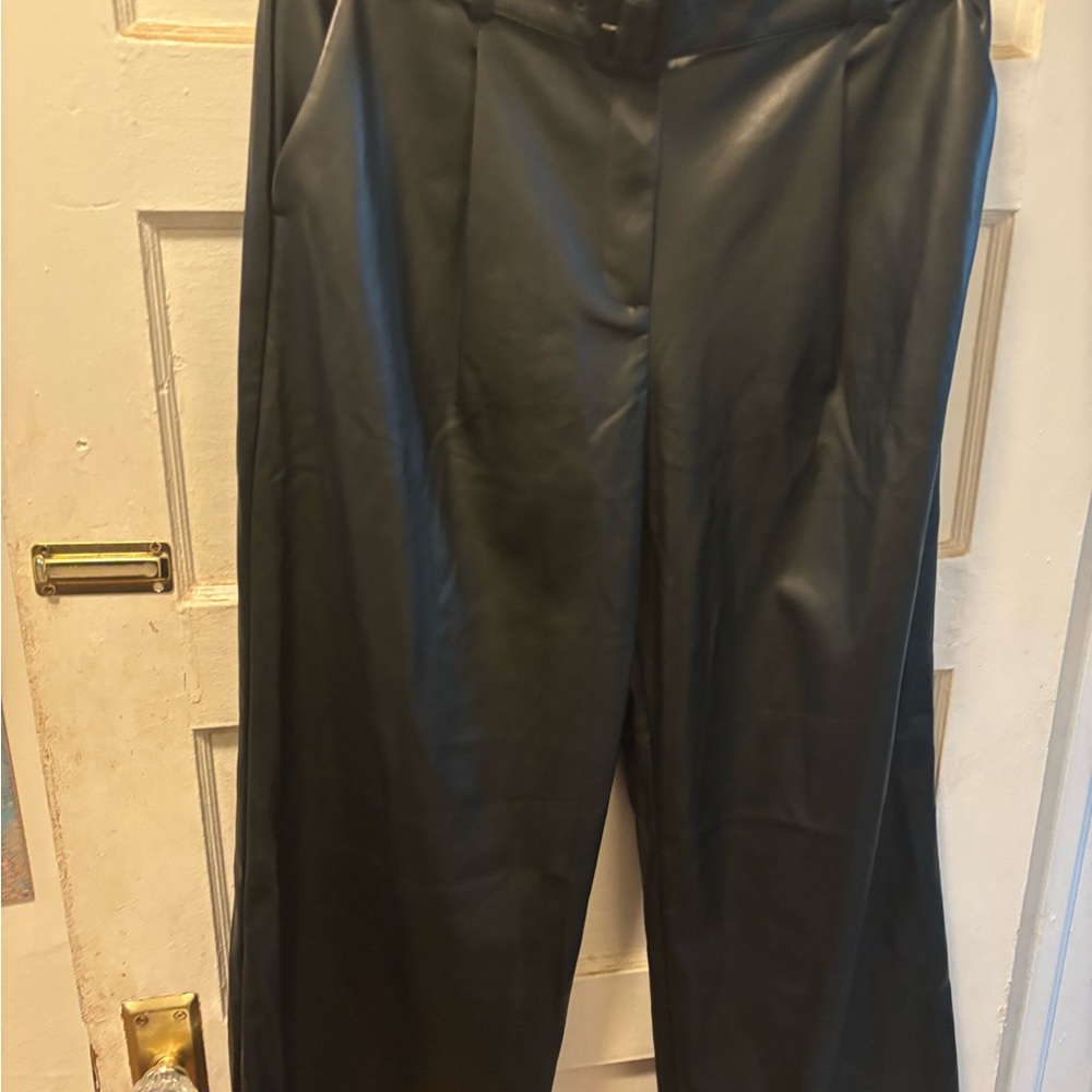 LOFT Black Women's Trousers